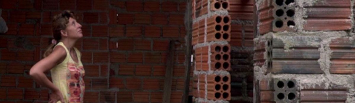 CONSTRUCCIÓN; trabajar desde los escombros